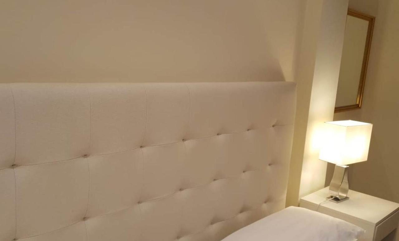 Apartamentos Turisticos Arosa Ogrove O Grove Exterior photo